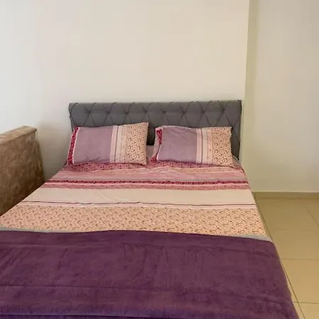 Crown - - Studio Flat Apartamento
